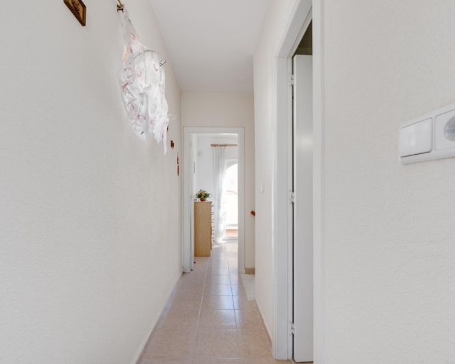 Image No.30-2 Bed Townhouse for sale