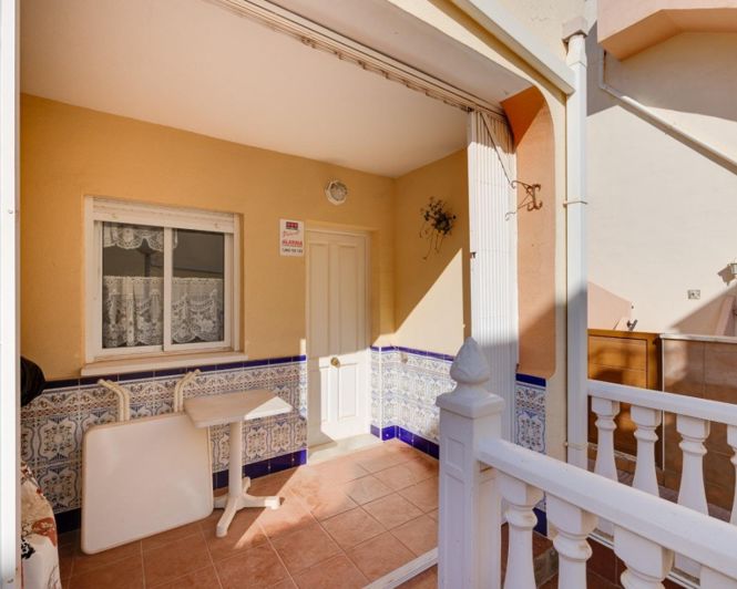 Image No.7-2 Bed Townhouse for sale