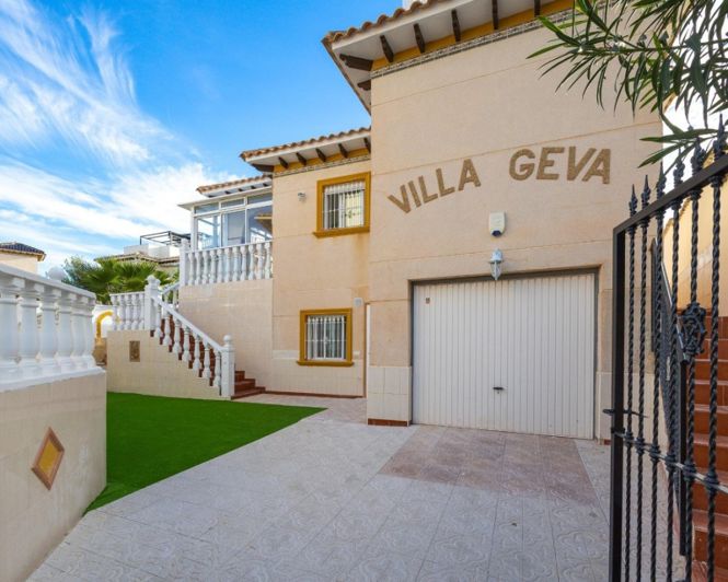 Image No.12-4 Bed Villa for sale