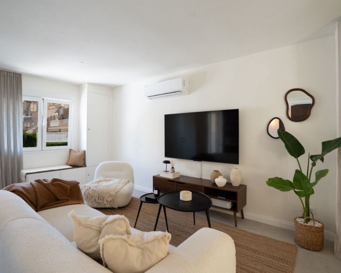 Image No.2-3 Bed Townhouse for sale