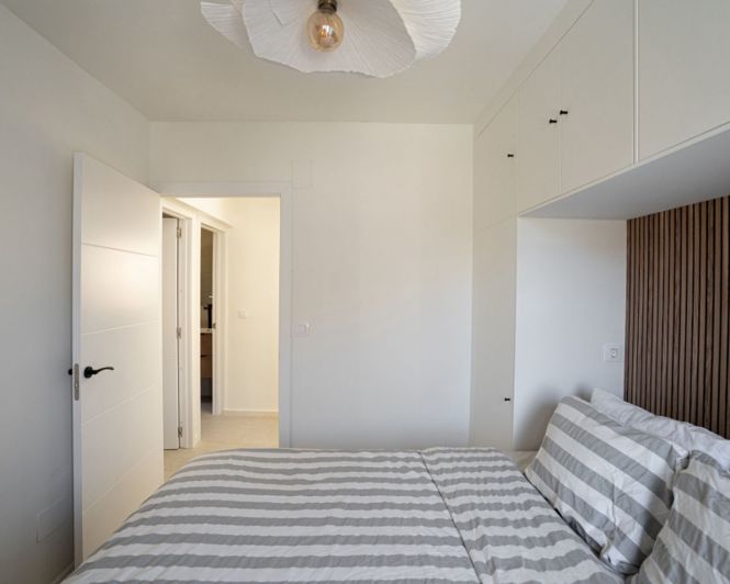 Image No.20-3 Bed Townhouse for sale