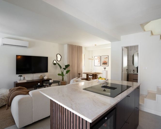 Image No.3-3 Bed Townhouse for sale