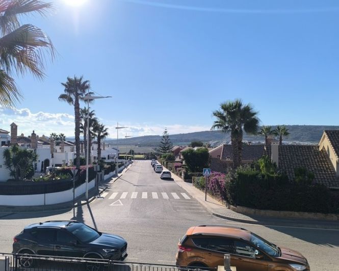 Image No.28-3 Bed Villa for sale