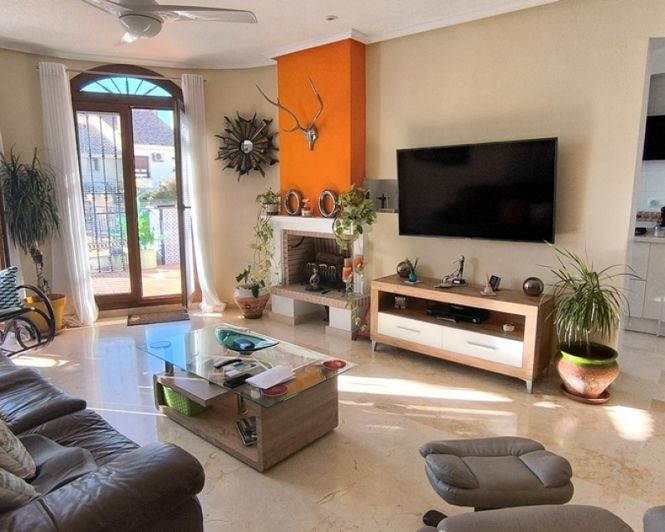 Image No.3-3 Bed Villa for sale