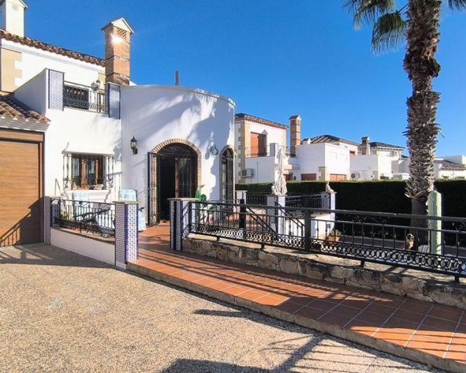 Image No.30-3 Bed Villa for sale