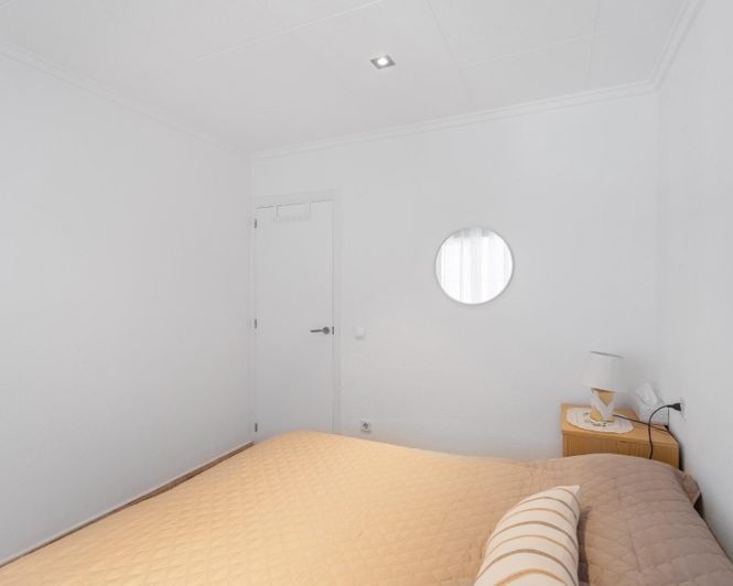 Image No.18-2 Bed Bungalow for sale