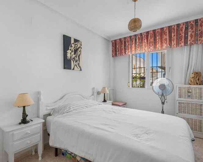 Image No.19-2 Bed Bungalow for sale