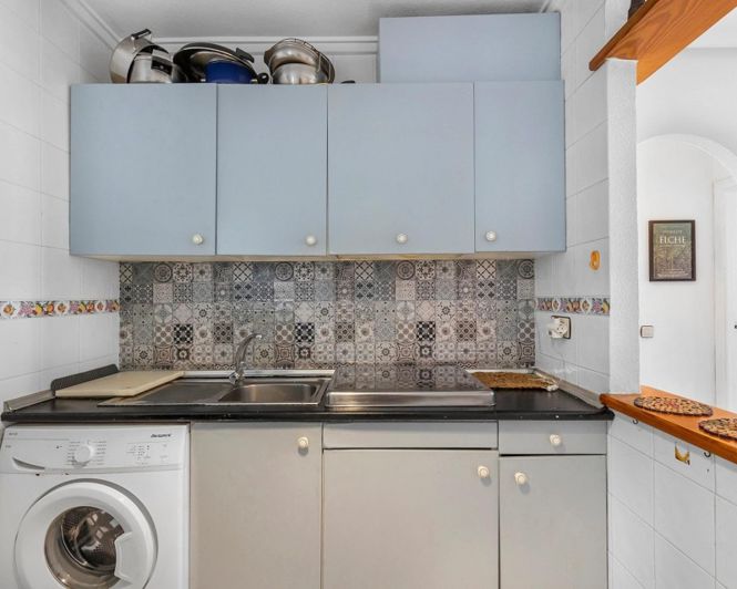 Image No.20-2 Bed Bungalow for sale