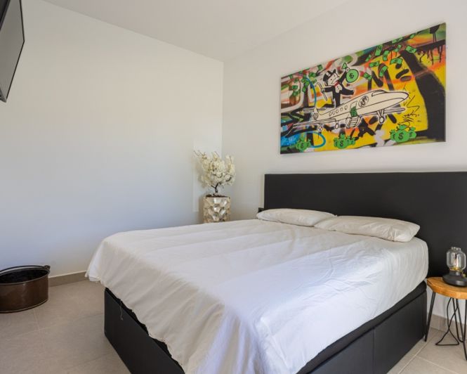 Image No.13-3 Bed Villa for sale