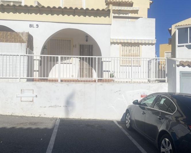 Image No.1-3 Bed Villa for sale