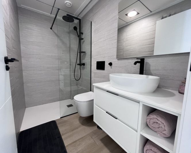 Image No.10-4 Bed Villa for sale