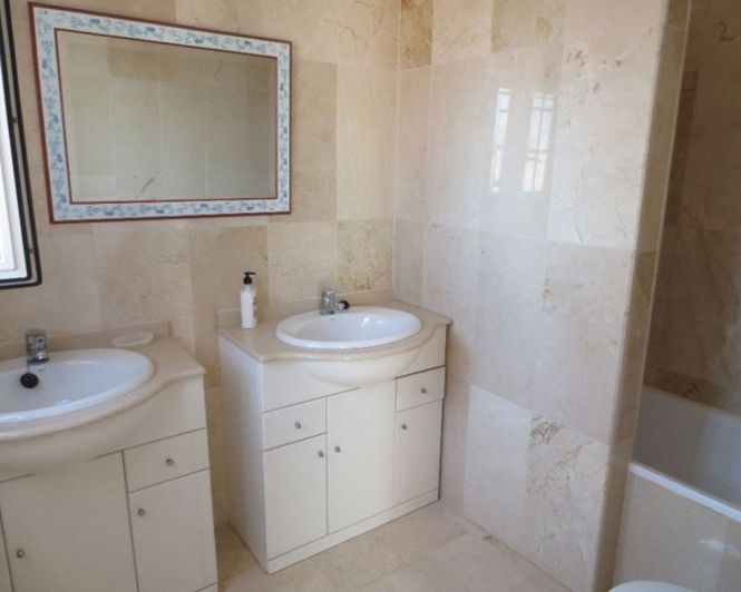 Image No.16-Villa de 6 chambres à vendre à Villamartin