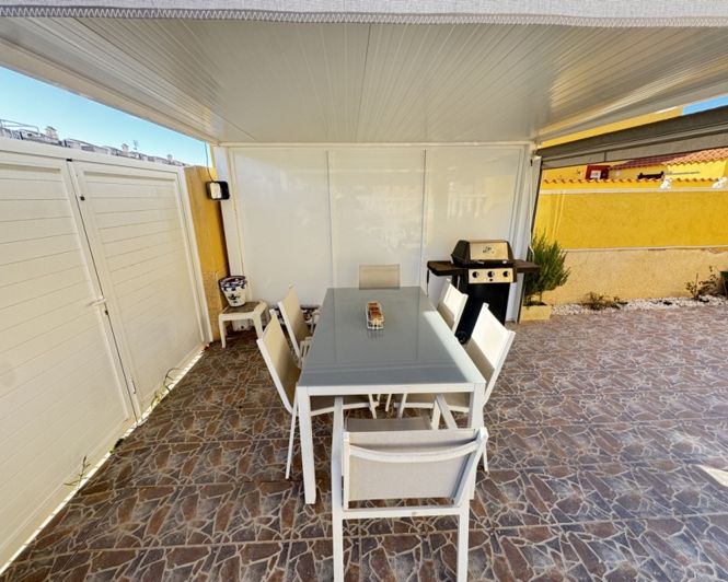 Image No.22-2 Bed Townhouse for sale