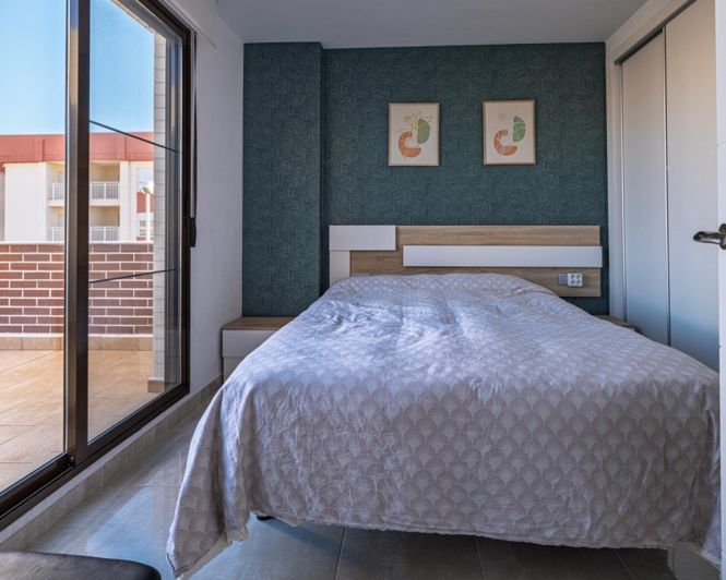 Image No.30-3 Bed Apartment for sale