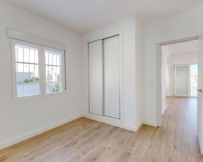 Image No.27-2 Bed Bungalow for sale