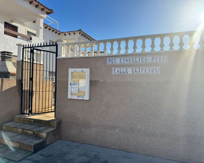 Image No.24-Appartement de 2 chambres à vendre à Punta Prima