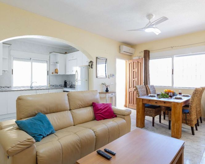 Image No.17-2 Bed Townhouse for sale