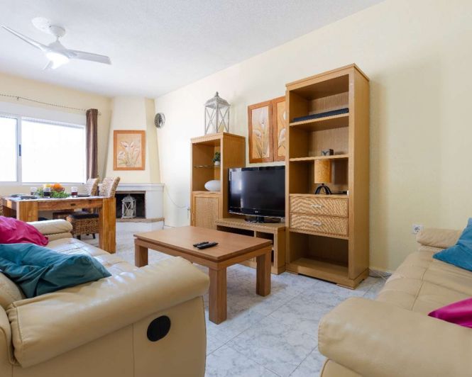 Image No.18-2 Bed Townhouse for sale