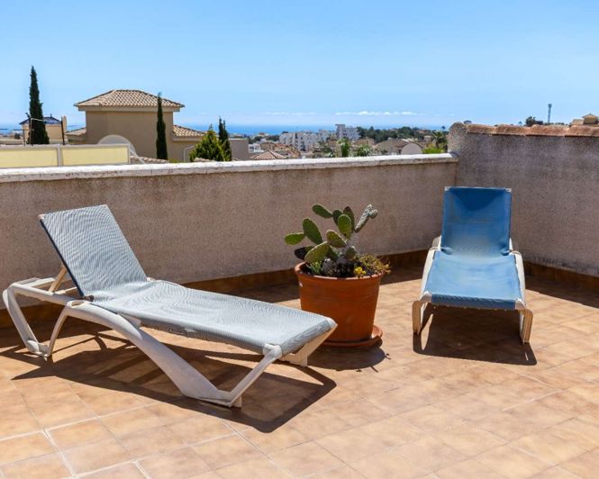 Image No.22-2 Bed Townhouse for sale