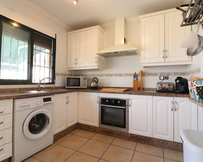 Image No.8-Villa de 5 chambres à vendre à Algorfa