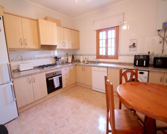 Image No.19-4 Bed Villa for sale