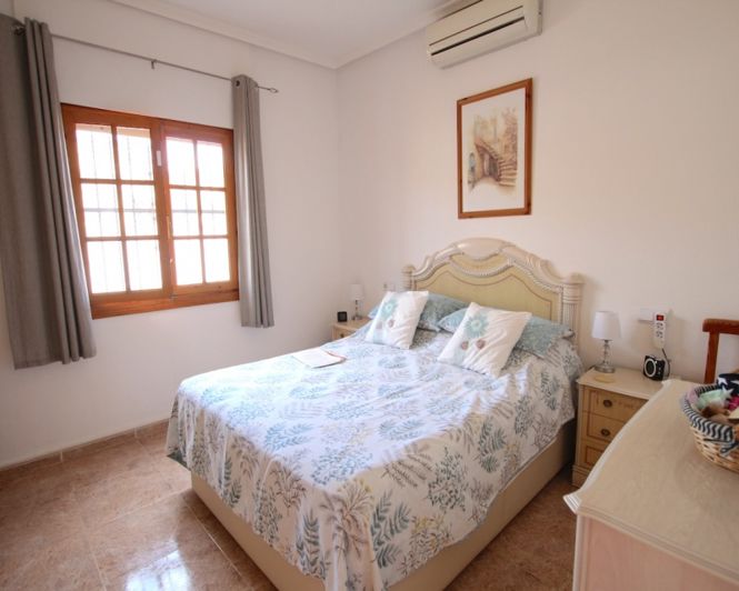 Image No.20-4 Bed Villa for sale