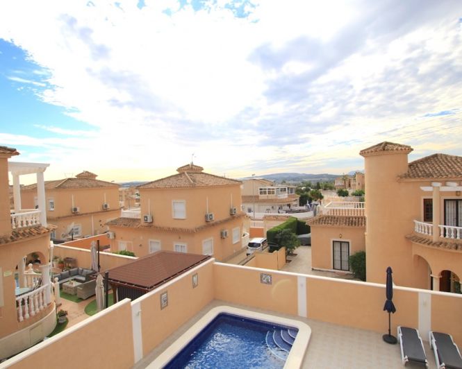 Image No.34-4 Bed Villa for sale