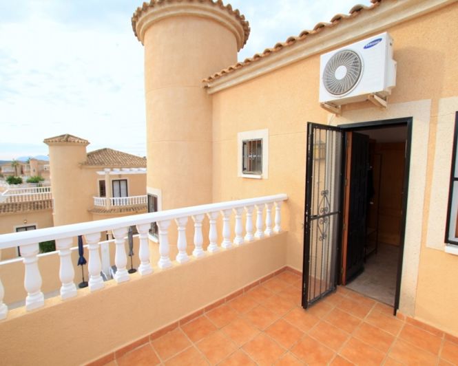 Image No.35-4 Bed Villa for sale