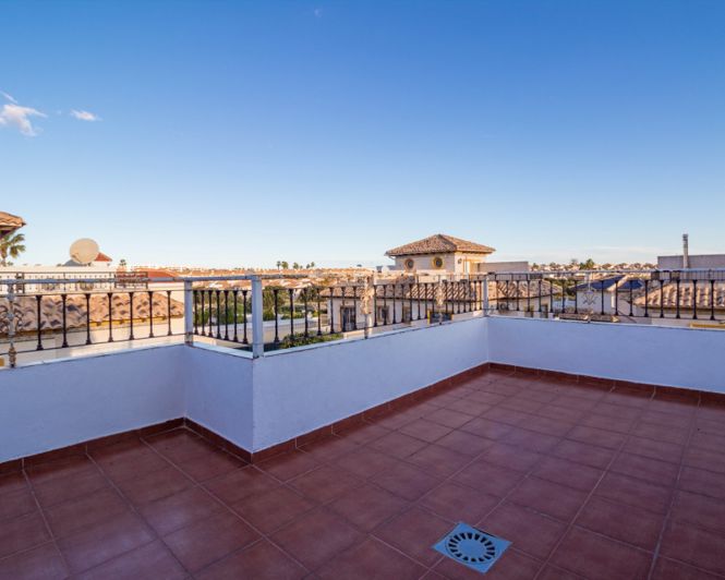 Image No.10-2 Bed Villa for sale