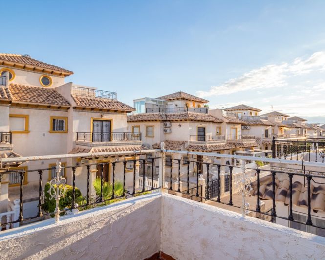 Image No.23-2 Bed Villa for sale