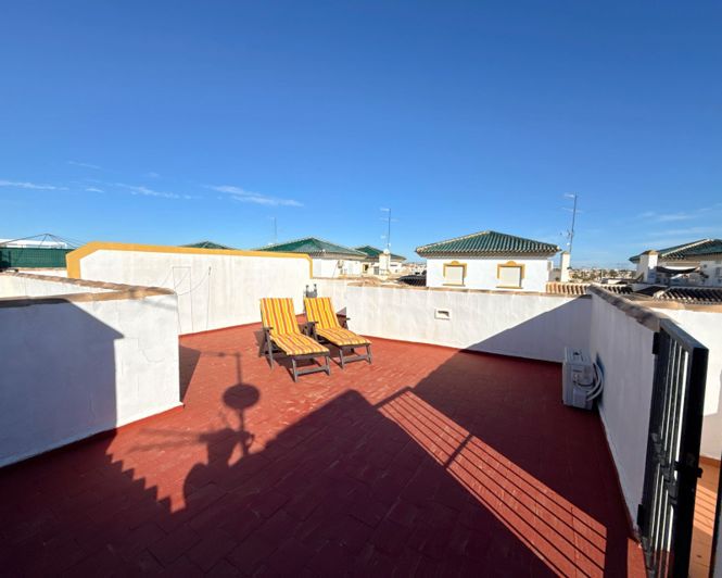 Image No.12-2 Bed Apartment for sale