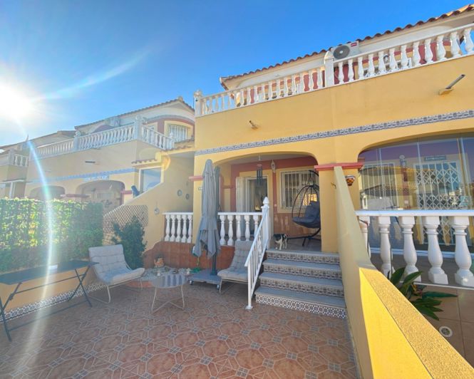 Image No.1-2 Bed Townhouse for sale