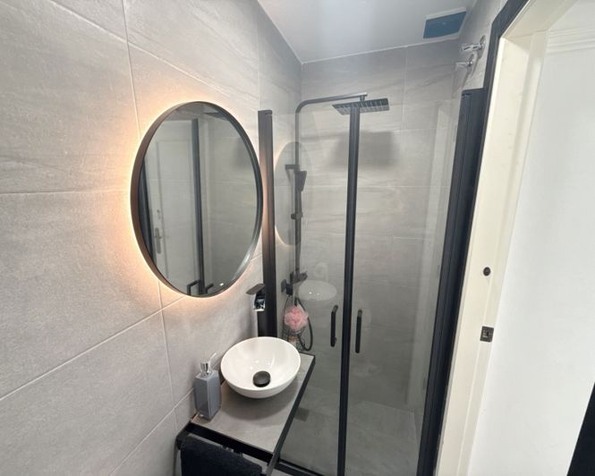 Image No.9-2 Bed Townhouse for sale