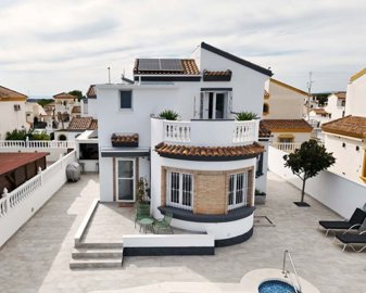 Villa de 3 chambres à vendre à Pinar de Campoverde