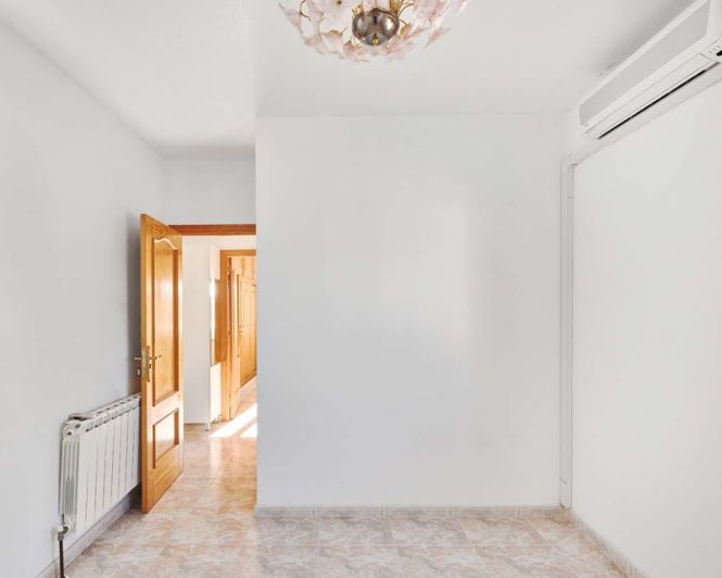 Image No.19-Villa de 7 chambres à vendre à Pinar de Campoverde