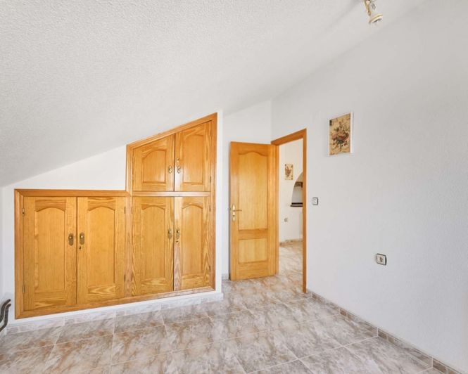 Image No.38-Villa de 7 chambres à vendre à Pinar de Campoverde