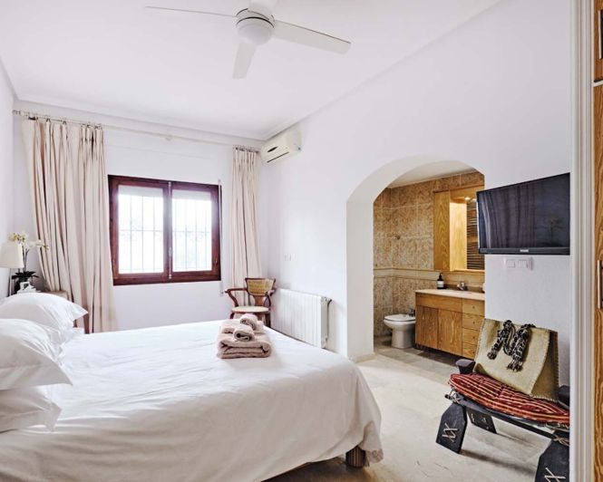 Image No.15-4 Bed Villa for sale