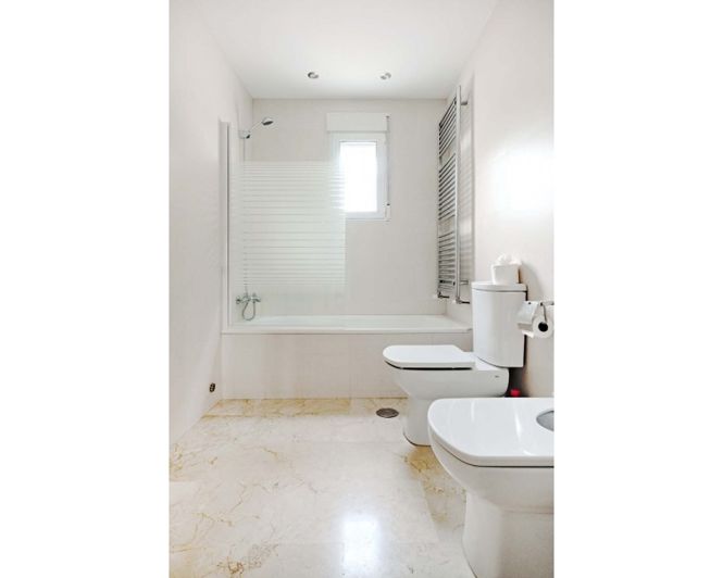 Image No.24-4 Bed Villa for sale