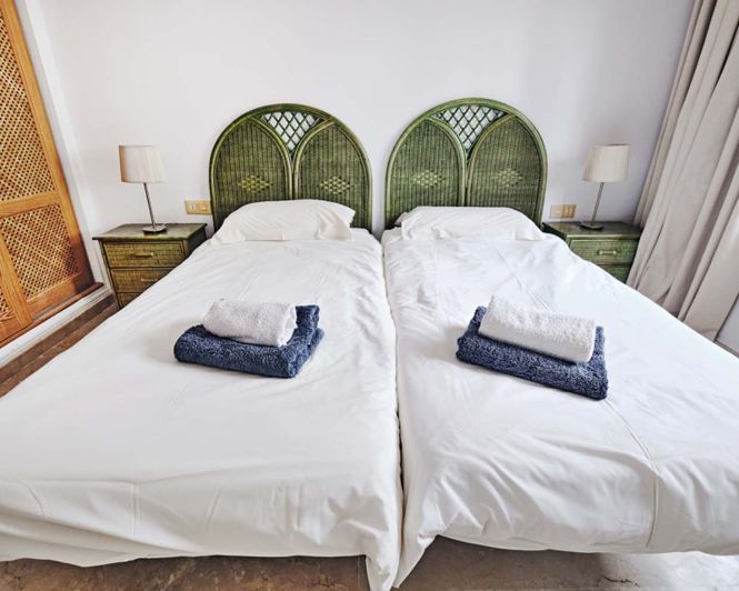 Image No.26-4 Bed Villa for sale