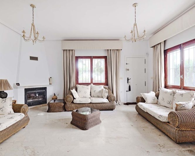 Image No.3-4 Bed Villa for sale