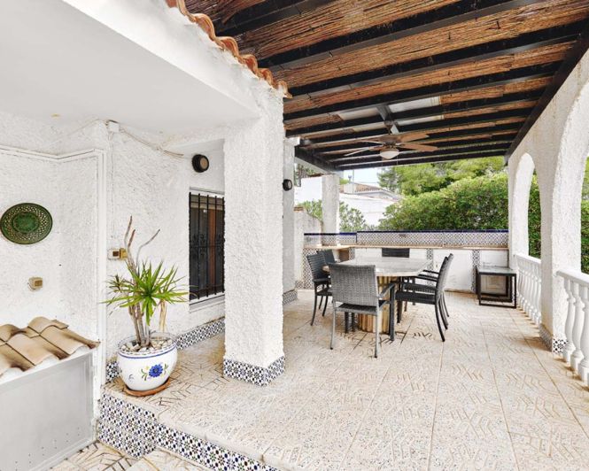 Image No.38-4 Bed Villa for sale