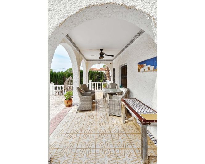 Image No.39-4 Bed Villa for sale