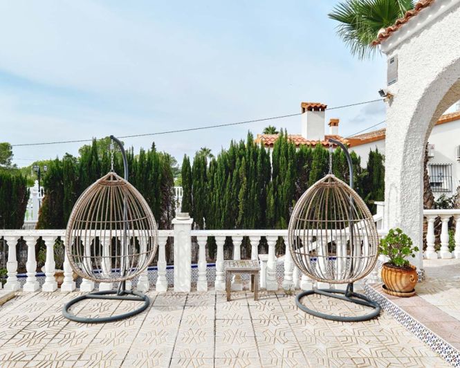 Image No.40-4 Bed Villa for sale