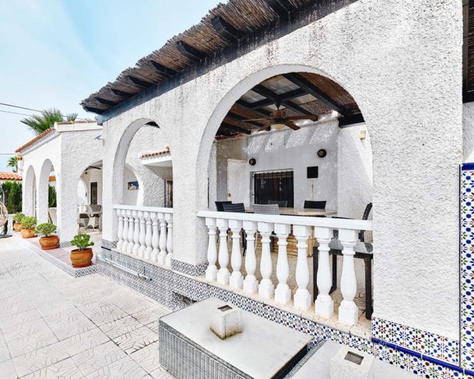 Image No.41-4 Bed Villa for sale