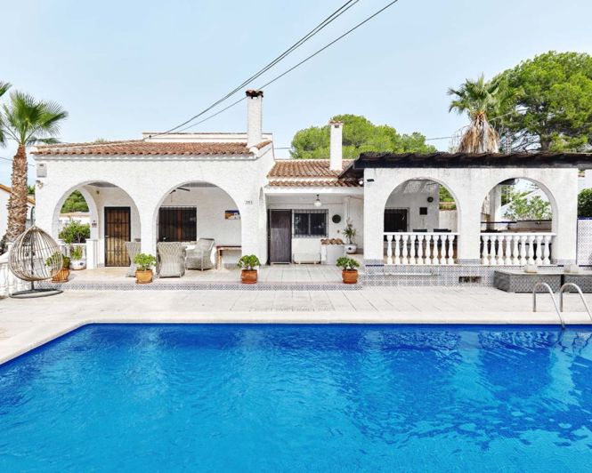 Image No.46-4 Bed Villa for sale