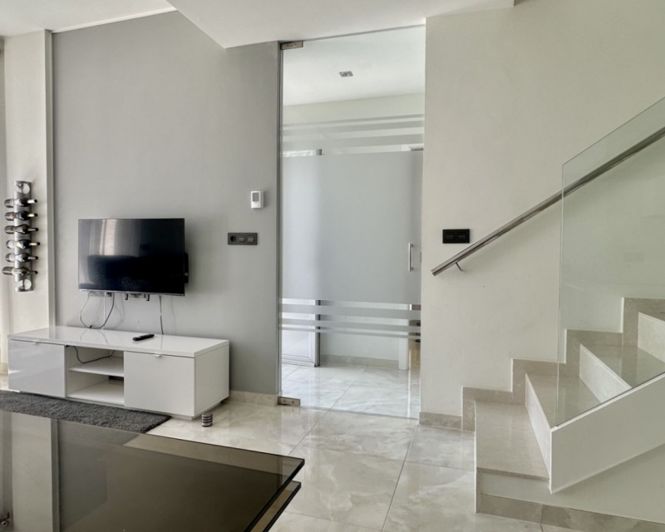 Image No.17-3 Bed Villa for sale