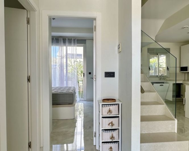 Image No.20-3 Bed Villa for sale