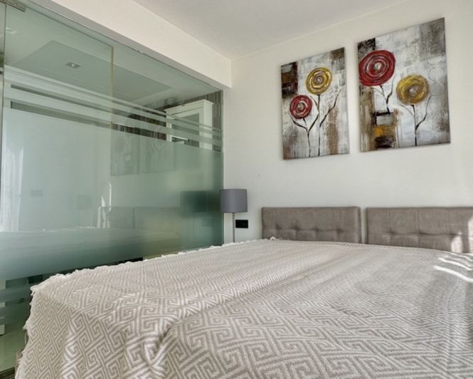 Image No.25-3 Bed Villa for sale