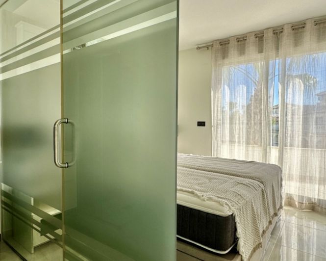 Image No.32-3 Bed Villa for sale