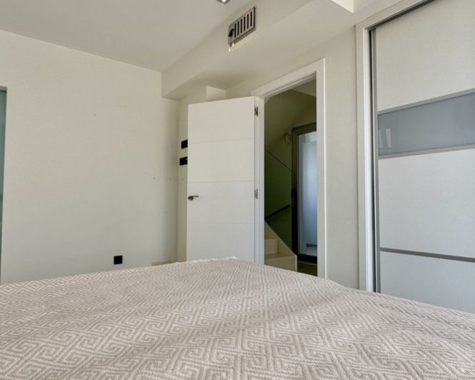 Image No.36-3 Bed Villa for sale